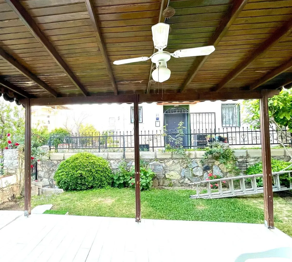 Triplex Family House, Kusadasi 0*,  Turchia