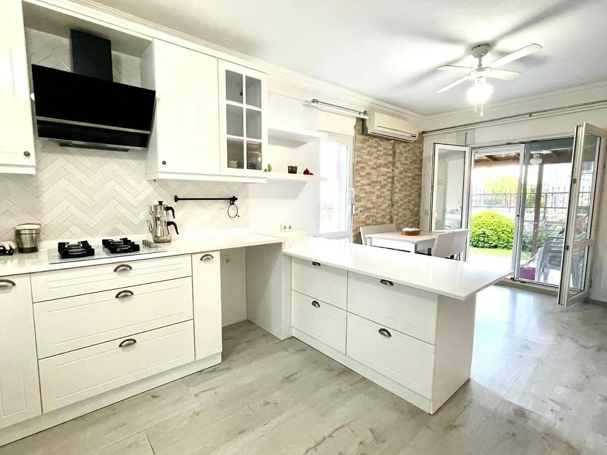 Villa Triplex Family House, Kusadasi
